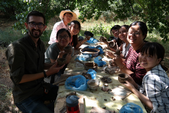 To learn more about ancient pottery, students had an opportunity to learn how to make pottery themselves using local materials.