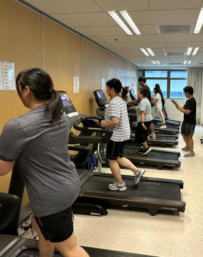 HKUMed study finds that, with the same total workout time, weekly brisk interval walking improves fat loss and heart fitness in adults with obesity, comparable to exercising three times a week – the traditional recommendation for exercise frequency.